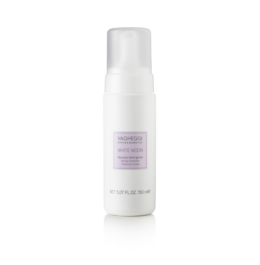 WHITE MOON Cleansing Foam 150ml